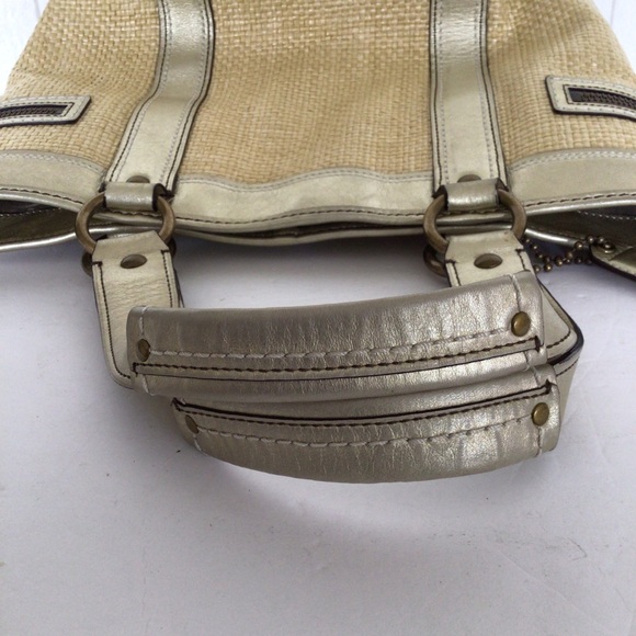 COACH LEGACY METALLIC GOLD AND STRAW HANDBAG - Picture 9 of 13